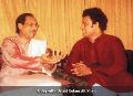 Uday Deshpande (Ramdas) with Ustad Gulam Ali Khan