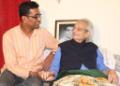 Girish Mahamuni with famous senior music director late Shriniwas Khale Kaka