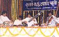 Jugalbandi of Pt. Atulkumarji with Ustad Shahid Parvezji