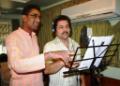 Girish Mahamuni with singer Ravindra Sathe