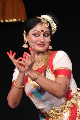 Vinitha Nedungadi performing at the Temple of Fine Arts, Kuala Lumpur