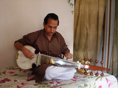 Manik Bbanerjee - Sarod artist.