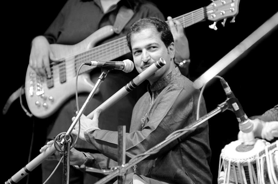 Rupak Kulkarni presents fusion music