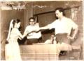 Ila Bhate receiving prize from Vijay Tendulkar