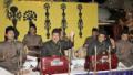 Warsi Brothers performing