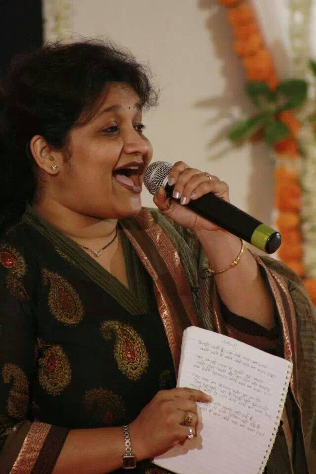 Manasi Kelkar Performing in Program