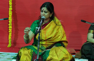 Avantika Sinha performing in program