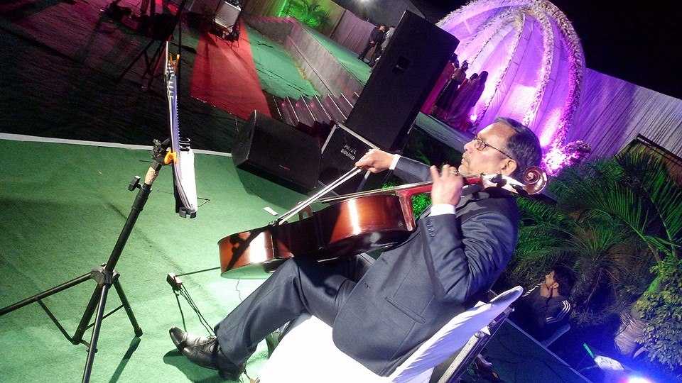 Joginder Pal Sharma performing at Bhandari Farms