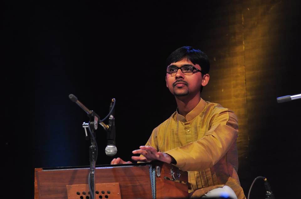 Harmonium Player Tanmay Deochake