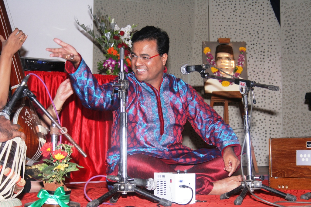 Shri Dhananjay Marathe