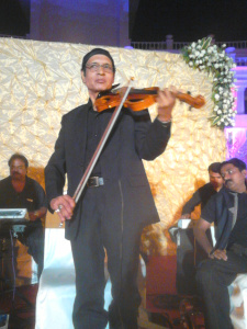 Suresh Gujar performing in concert