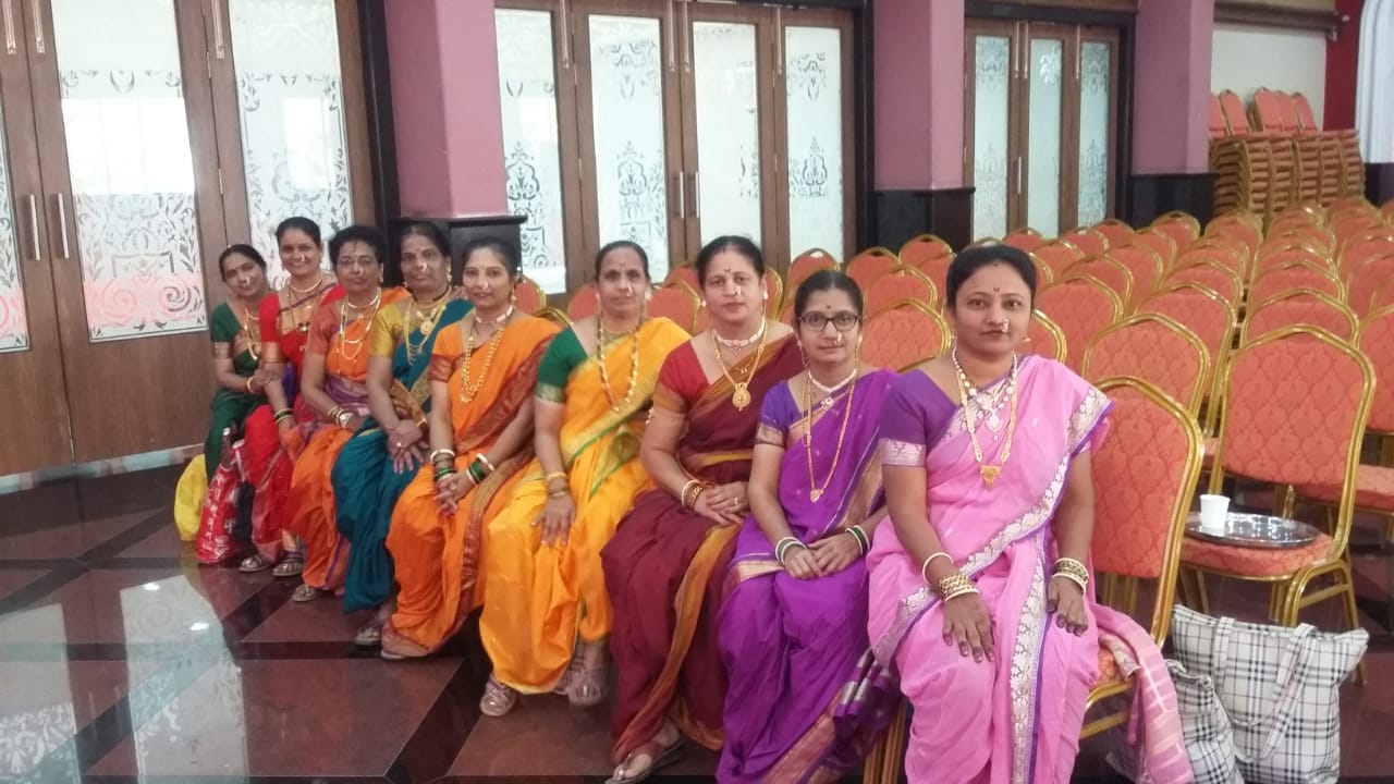 Kalakaruti group performing at Pune