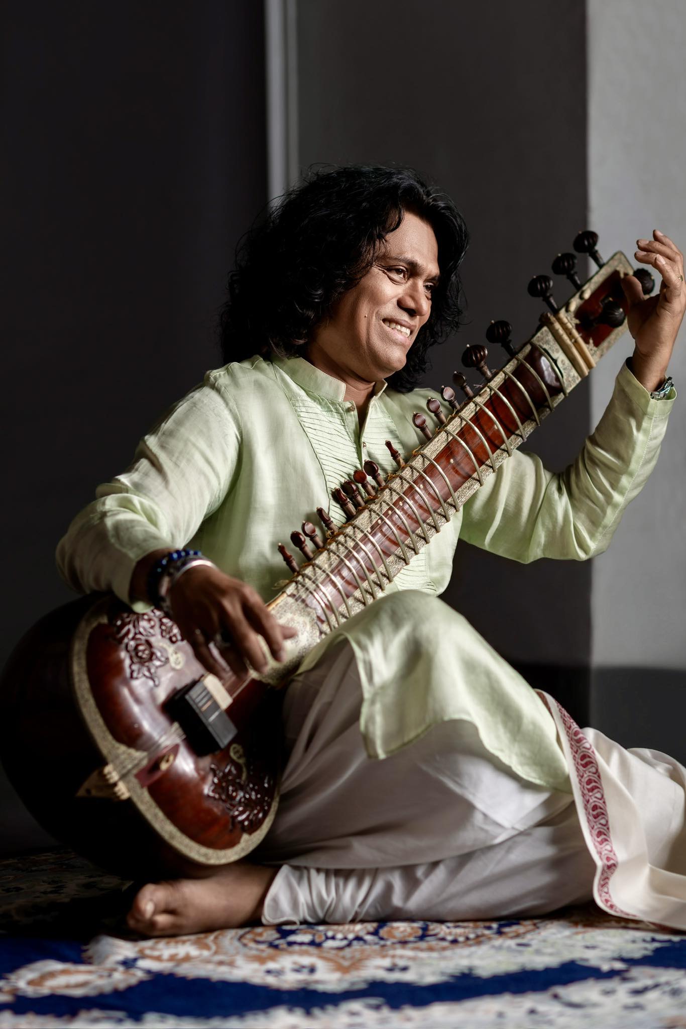 Ravi Chary