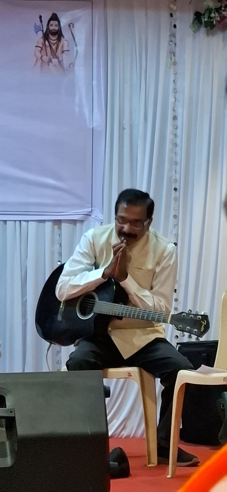 Vinod Kumar - Guitarist