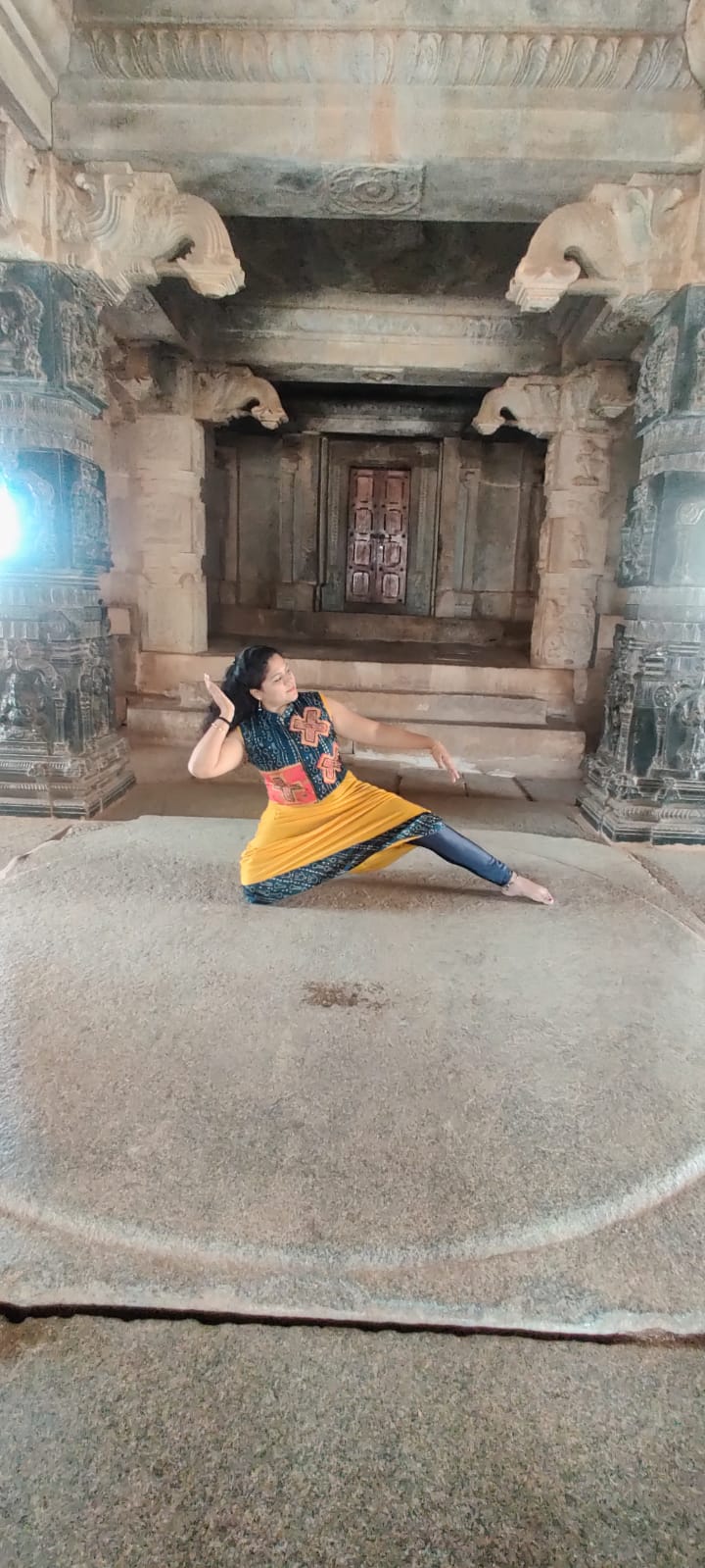 Prajakta Apte Kulkarni  - performing in Temple