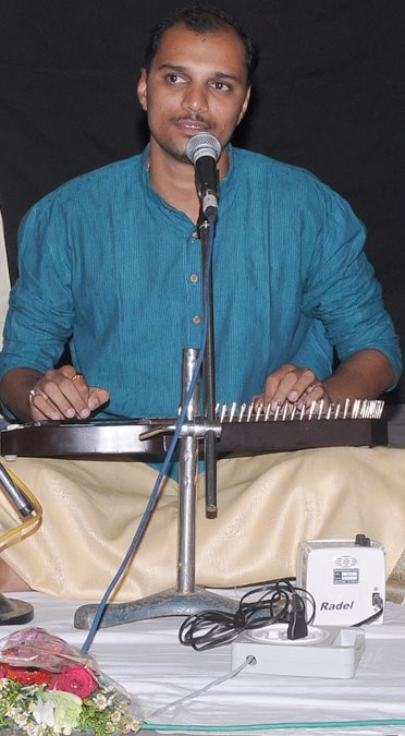 Ashish Vijay Ranade classical vocalist