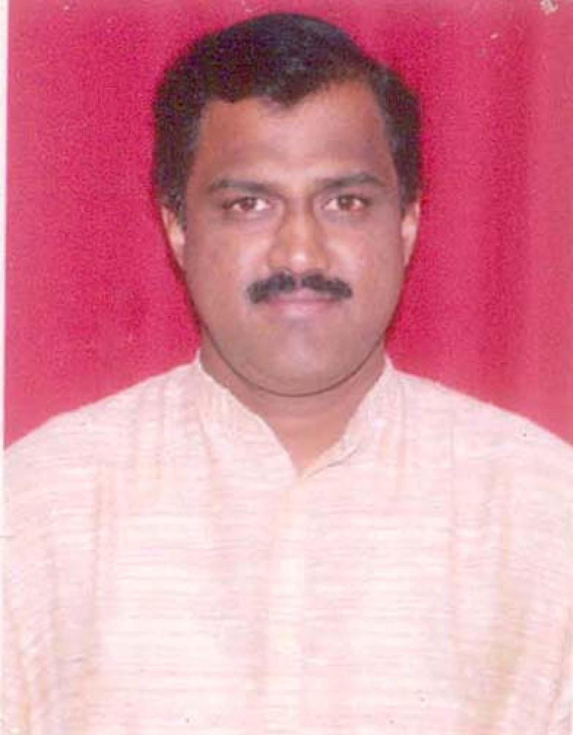 Vinayak Prabhu