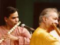 Sunil Avachat accompanying his Guru Pt. Hariprasad Chaurasia